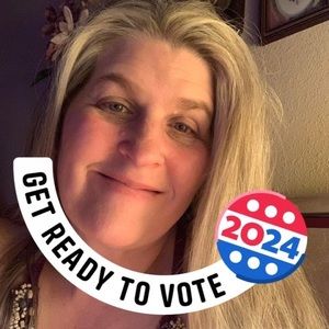 Meet your Posher, Debra